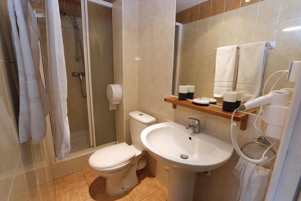 Hôtel Alizé Cannes Habitación foto